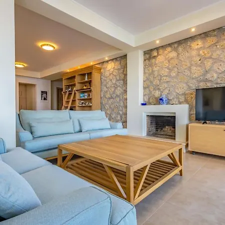 Isabelle With Superb Views Lygia (Lefkada)