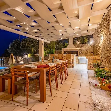 Isabelle With Superb Views Lygia (Lefkada)