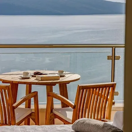 Βίλα Isabelle With Superb Views Λυγιά